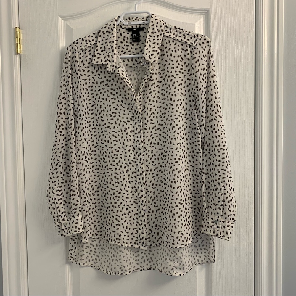 H&M Star Patterned Blouse. Size 4.